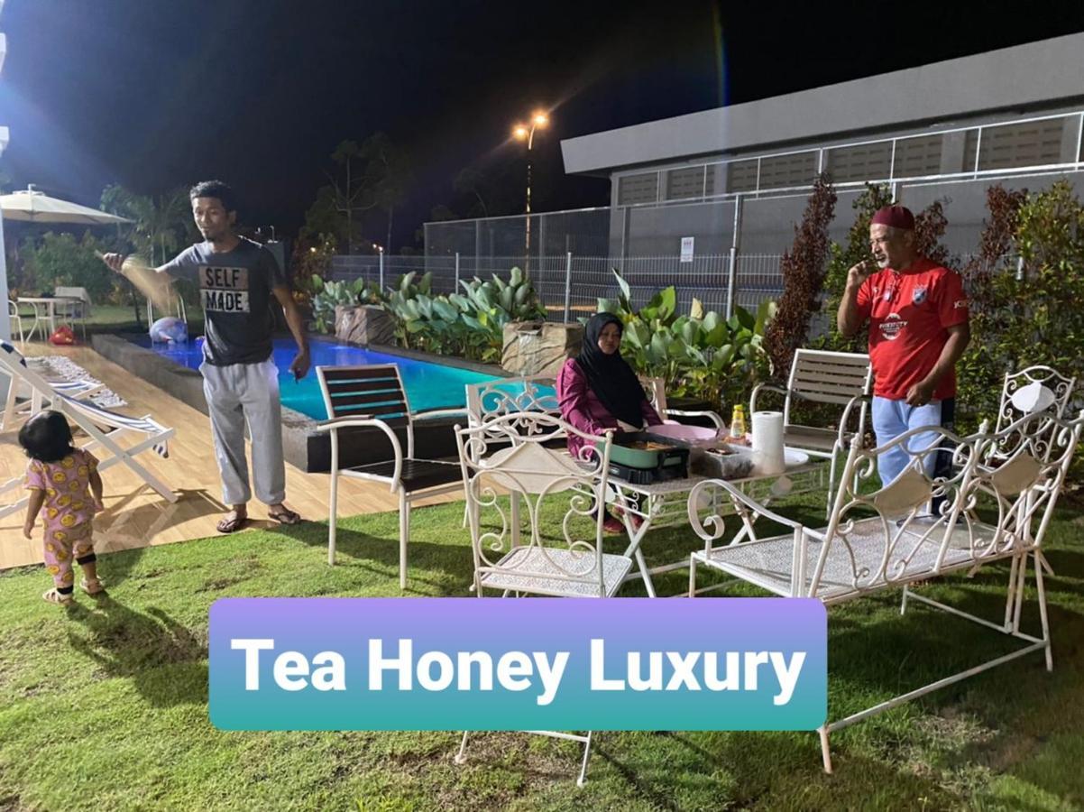 Tea Honey Luxury Villa Malacca Exterior foto